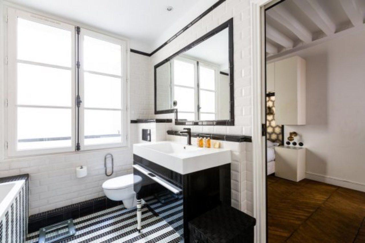 Bauhaus Magic In The Marais Apartment Paris